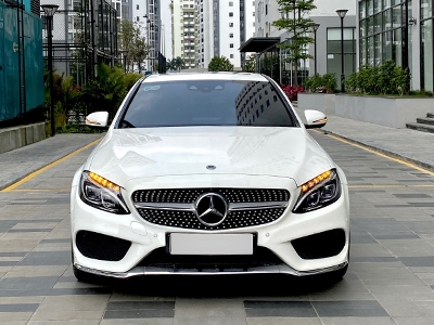 Mercedes GLC 300 4Matic Màu Đỏ Hình Ảnh Thông Số Giá Bán Mới #17 Mercedes GLC 300 4Matic Màu Đỏ Hình Ảnh Thông Số Giá Bán Mới